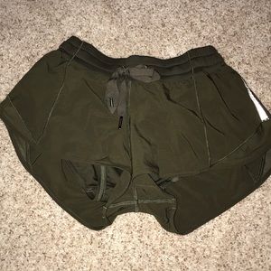 Size 4 hotty hot lululemon shorts